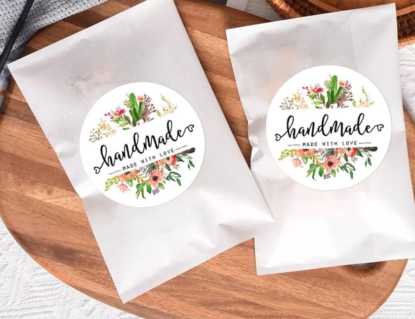 120pcs Handmade Made with Love Stickers, Premium Floral Labels for Crafts, Gifts & Packaging, Adorable Handmade Stickers for Small Businesses, Artists & Crafters